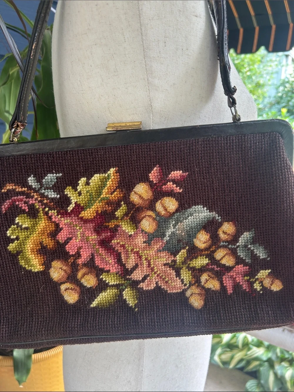 Vintage Brown Floral Leaf & Acorn Needlepoint Handbag